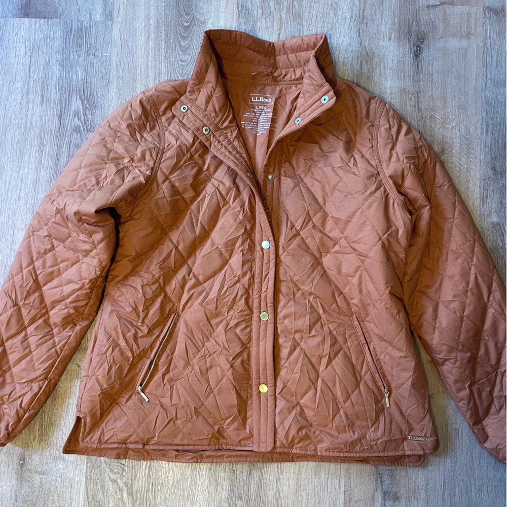 LL Bean Quilted Lightweight Jacket in Rust - Picture 2 of 11